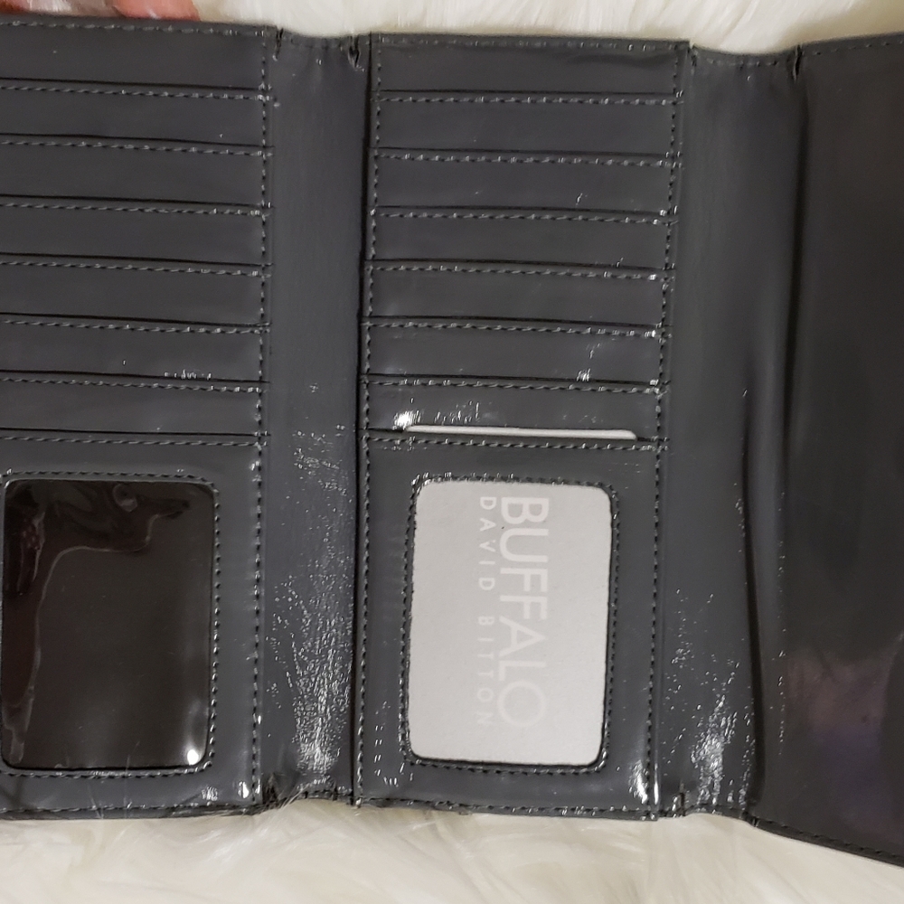 Wallet - Picture 3 of 3